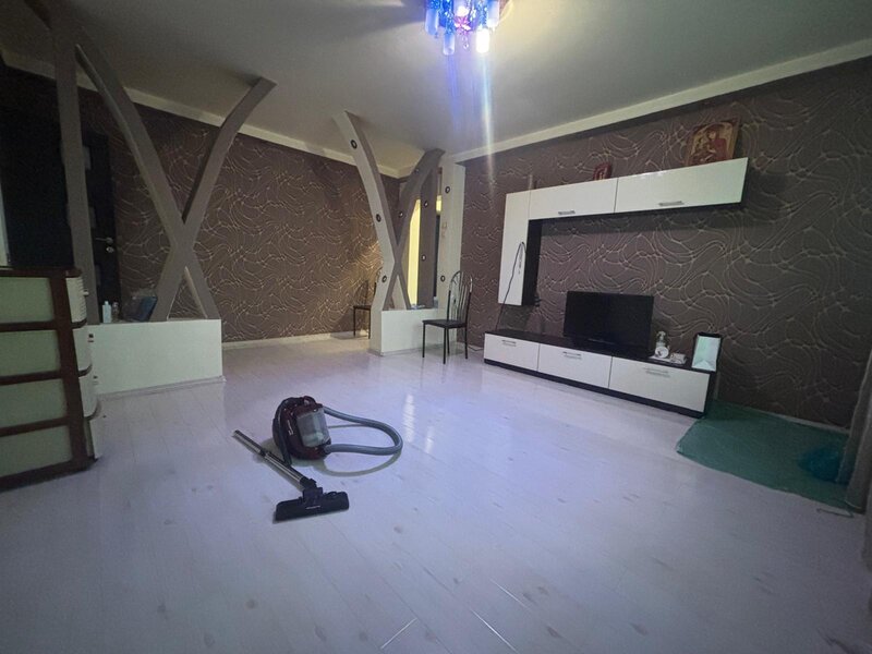 Drumul Taberei Comision 0% Cumparator! Apartament cu 3 camere