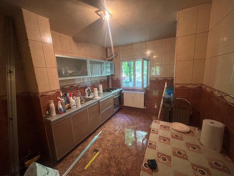 Drumul Taberei Comision 0% Cumparator! Apartament cu 3 camere